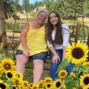 Meet your Posher, Deborah